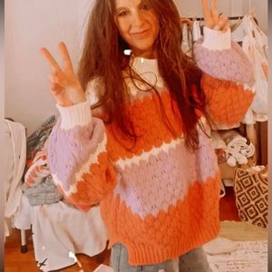 NWOT Boho Sweater by Debut with Balloon sleeves we all want in a Cozy knit 🧶🤍